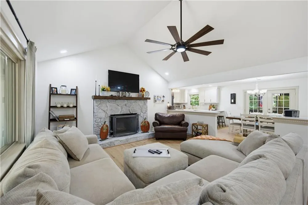 3744 Tanners Mill Road Gainesville, GA 30507
