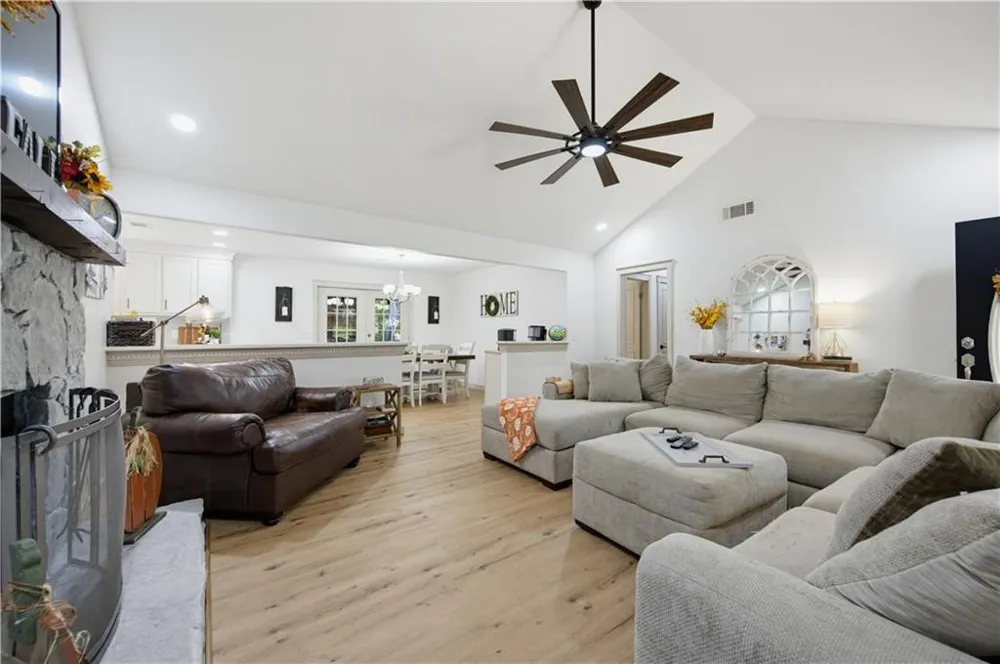 3744 Tanners Mill Road Gainesville, GA 30507