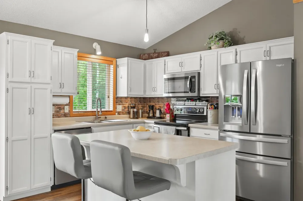 157 Corrinne Drive Big Lake, MN 55309