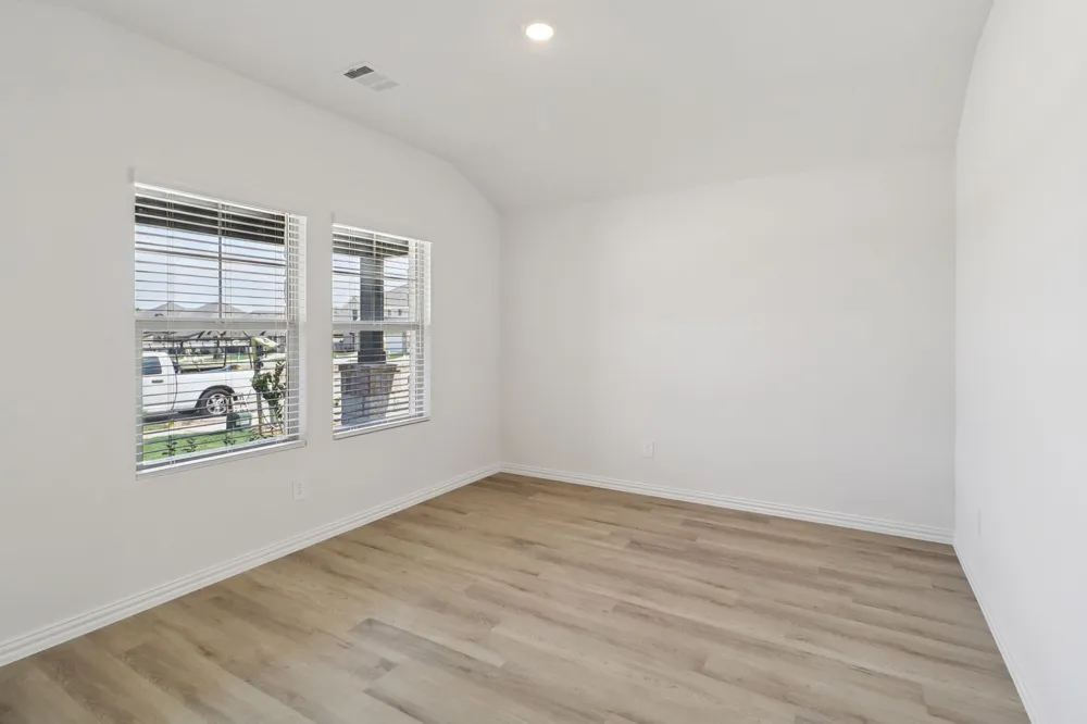 2112 Longchamp Lane Seagoville, TX 75159