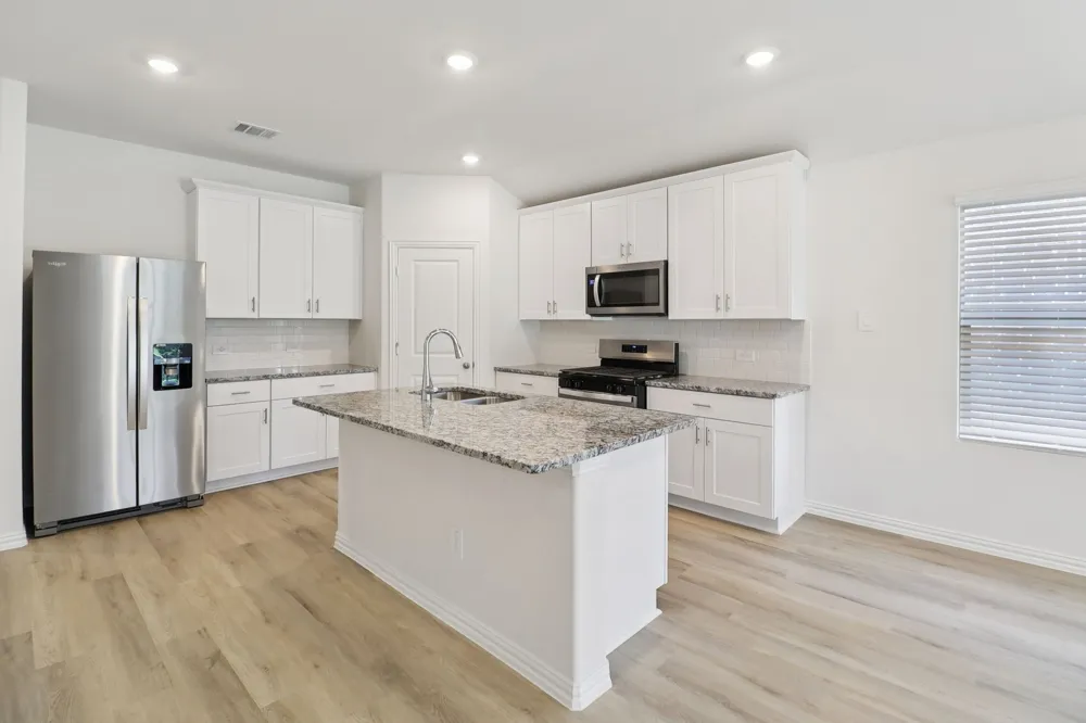 2112 Longchamp Lane Seagoville, TX 75159