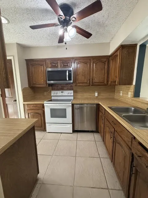 406 S Fannin Street #D Rockwall, TX 75087