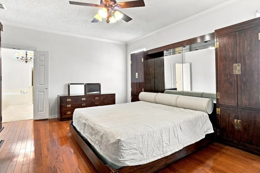 1915 Ledgemont Court Allen, TX 75013