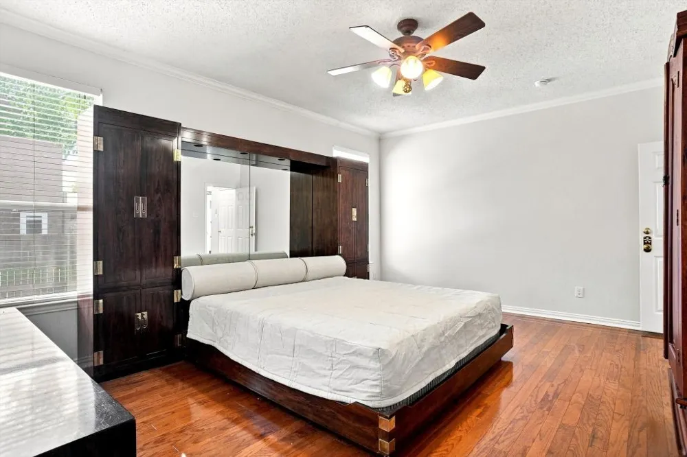 1915 Ledgemont Court Allen, TX 75013