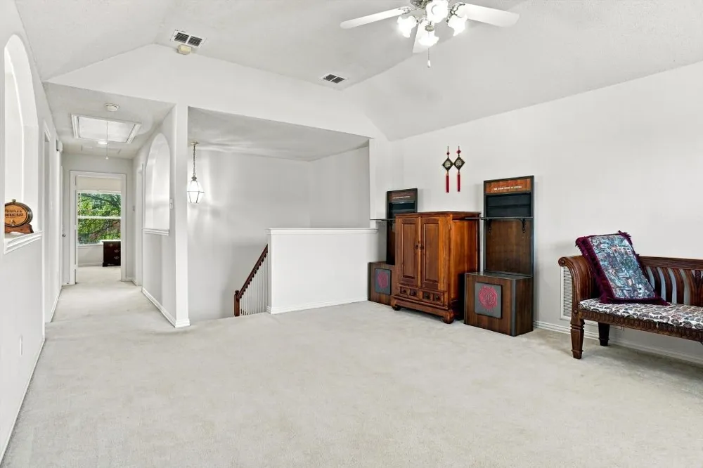 1915 Ledgemont Court Allen, TX 75013