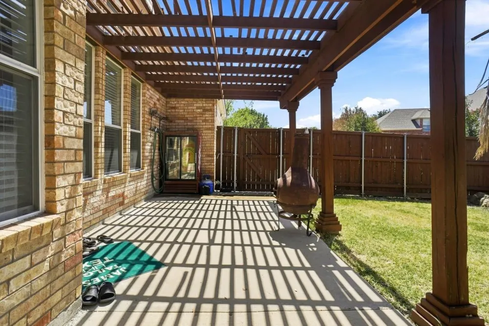 1915 Ledgemont Court Allen, TX 75013