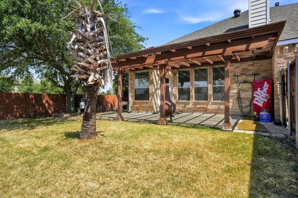 1915 Ledgemont Court Allen, TX 75013