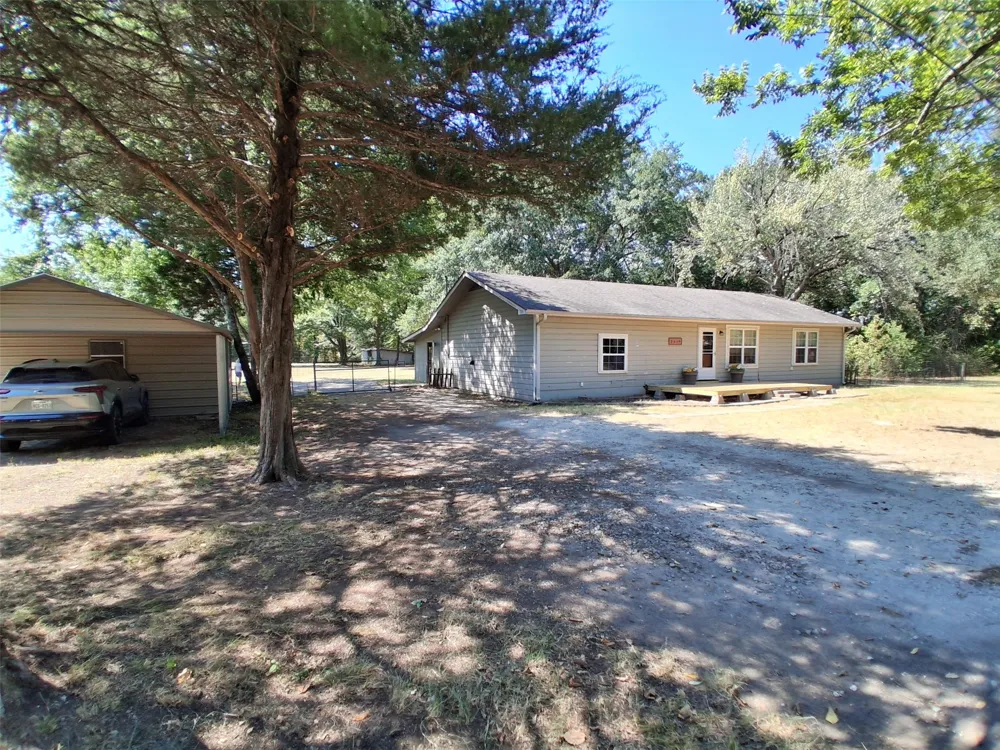 2619 Charity Road Commerce, TX 75428