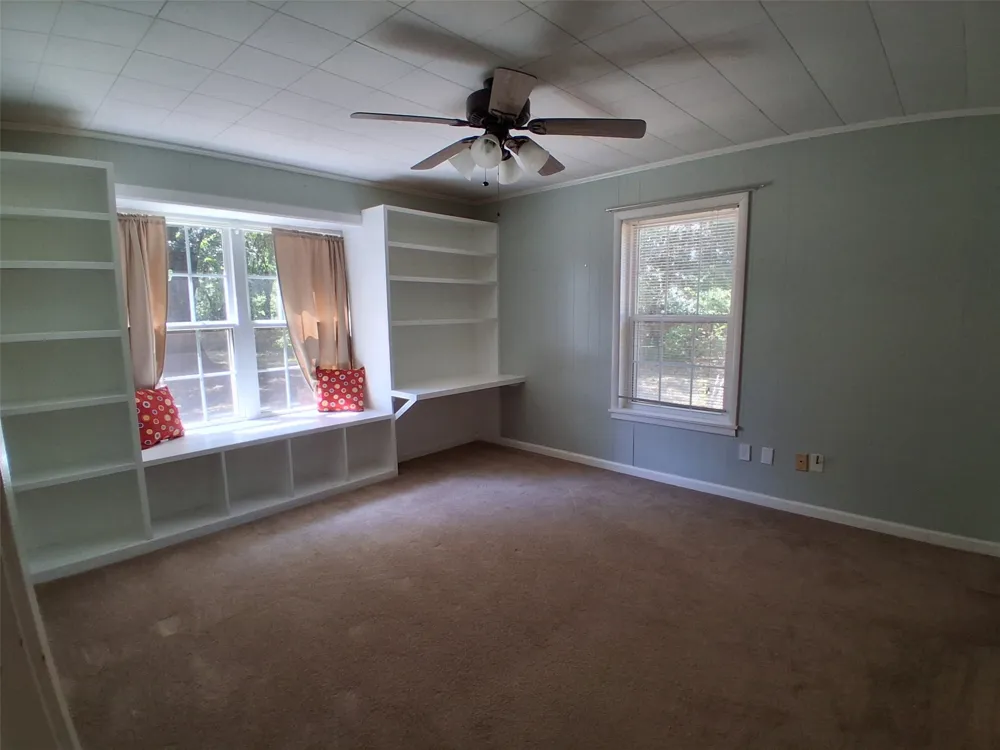2619 Charity Road Commerce, TX 75428
