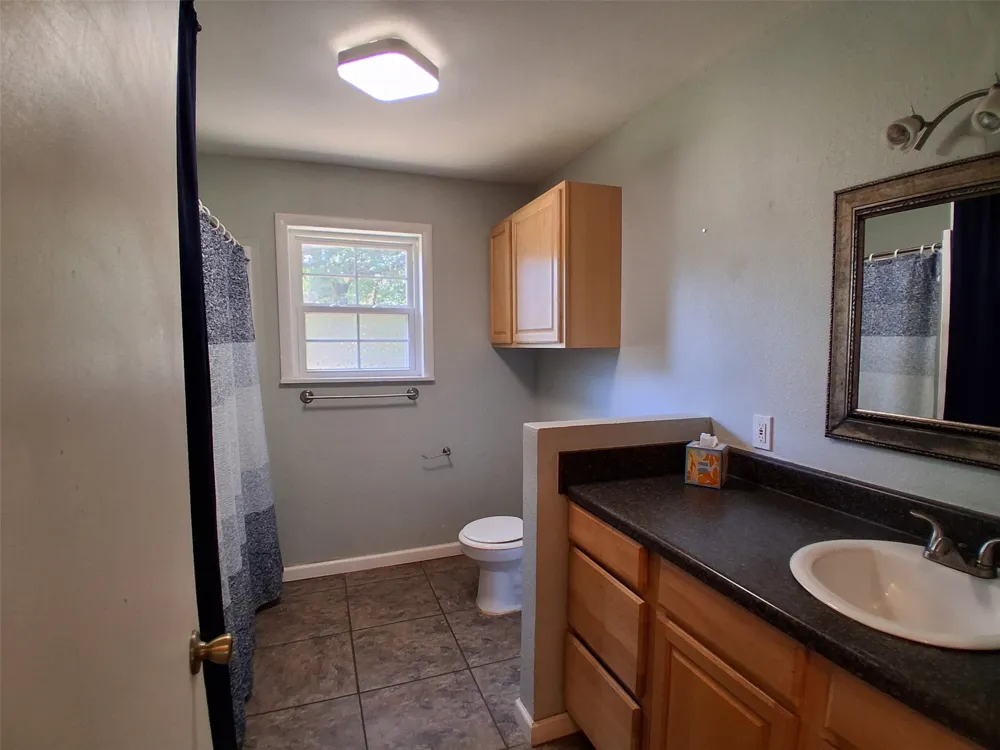 2619 Charity Road Commerce, TX 75428