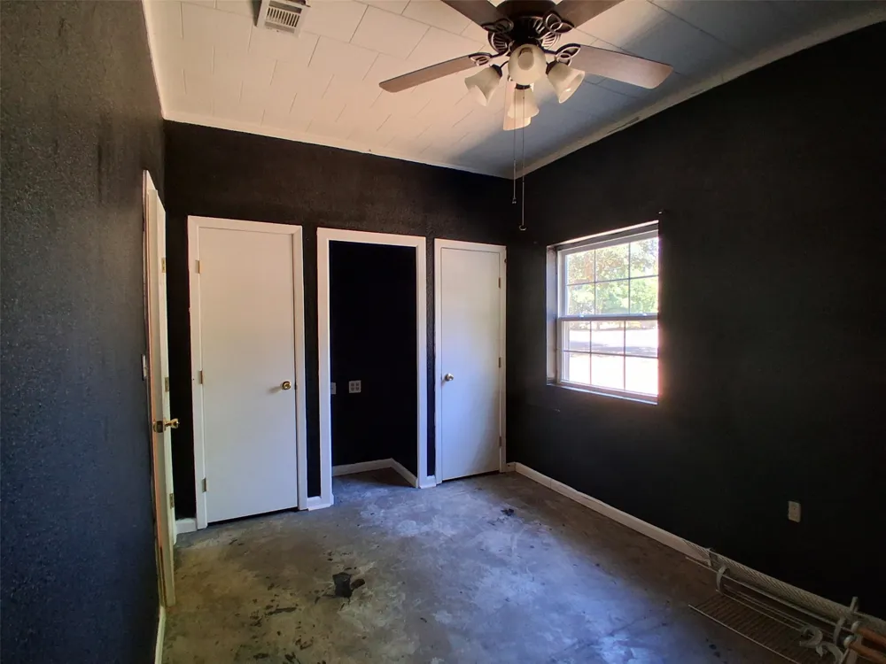 2619 Charity Road Commerce, TX 75428