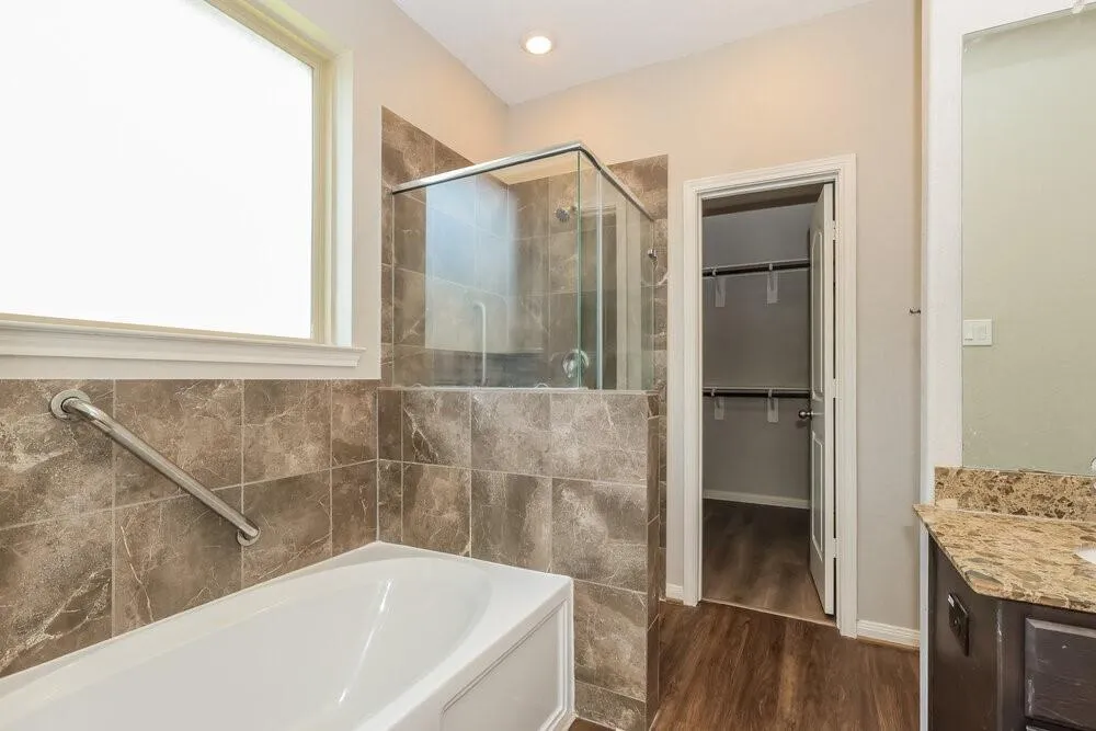 320 Terra Vista Circle Montgomery, TX 77356