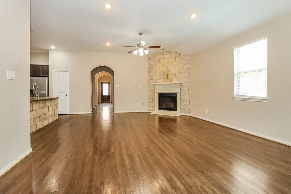 320 Terra Vista Circle Montgomery, TX 77356