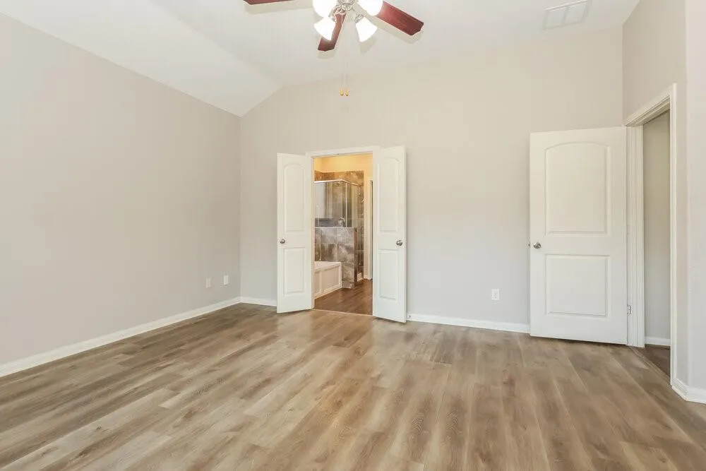 320 Terra Vista Circle Montgomery, TX 77356