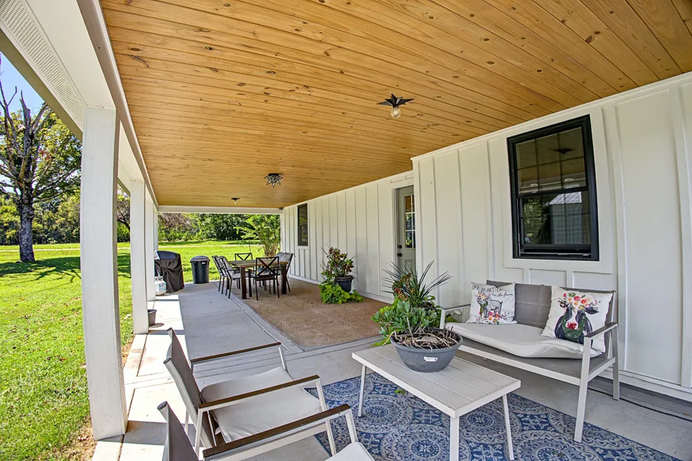 54 Purcell Rd Leoma, TN 38468