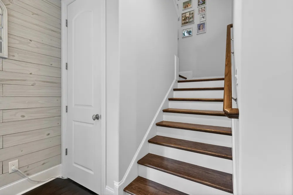 125 Ervin St Hendersonville, TN 37075