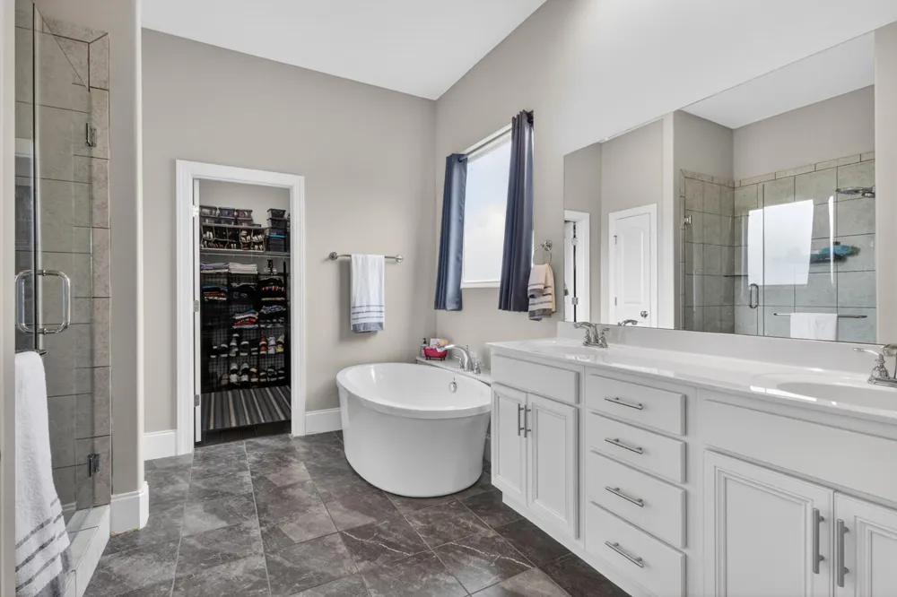 125 Ervin St Hendersonville, TN 37075