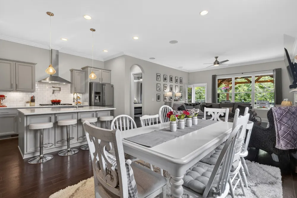 125 Ervin St Hendersonville, TN 37075