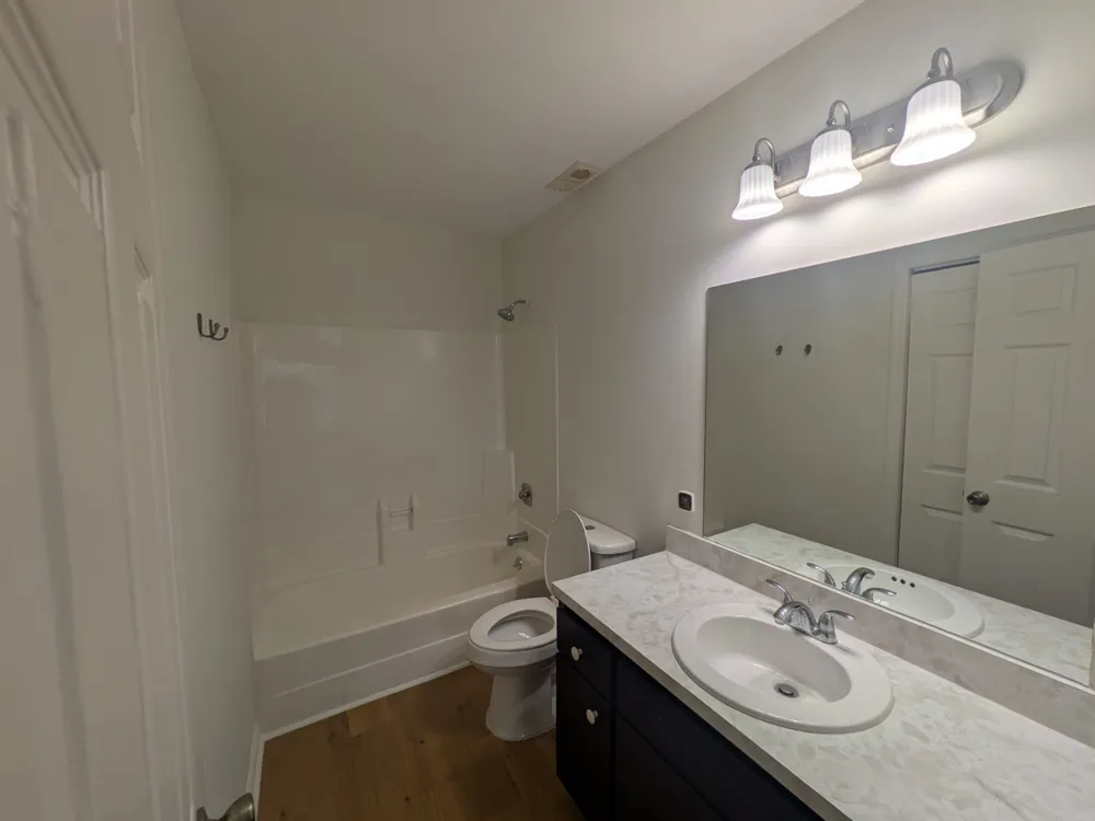 1107 Quail Ct W Nashville, TN 37214