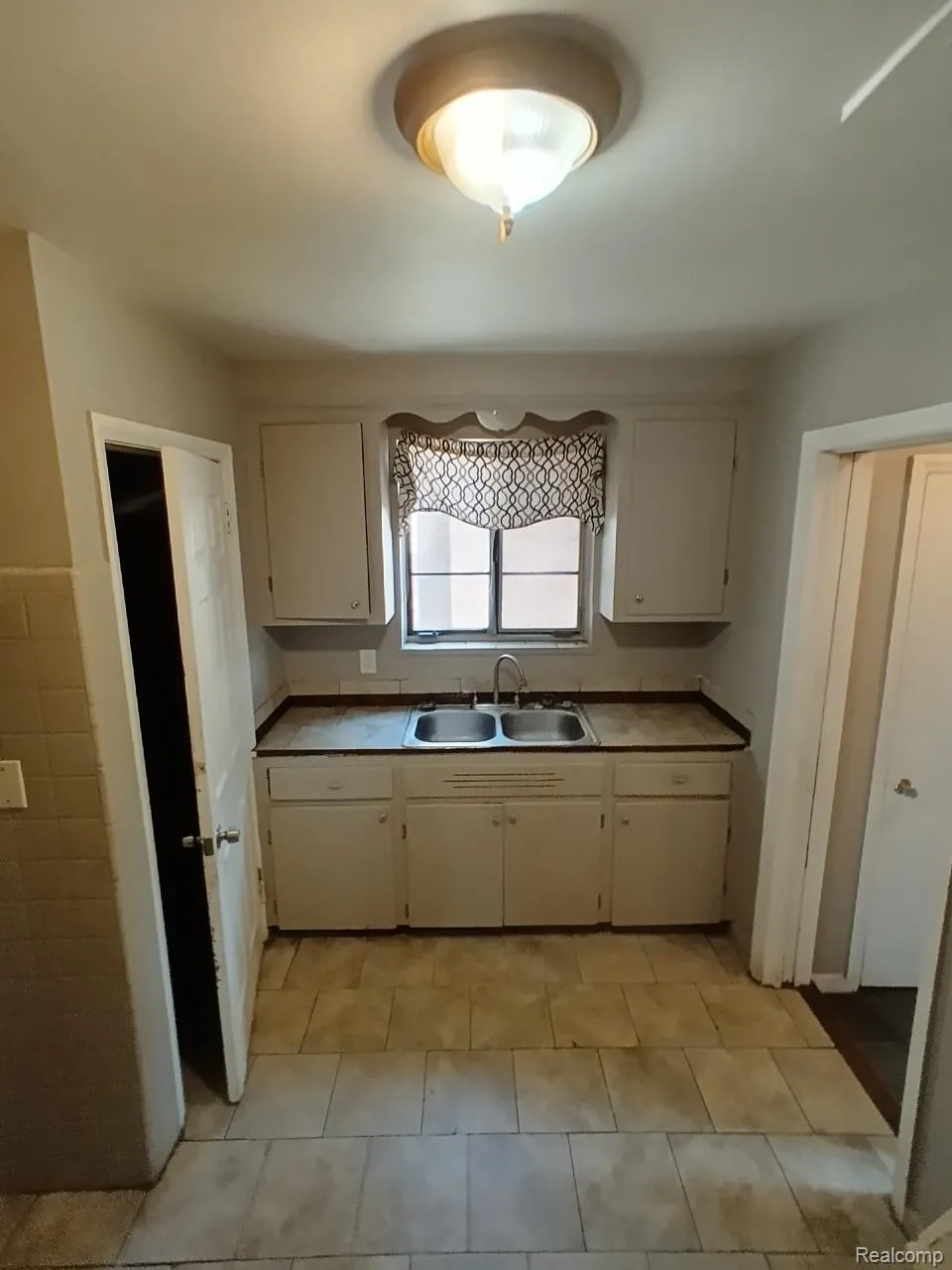 14435 Rossini Drive Detroit City, MI 48205