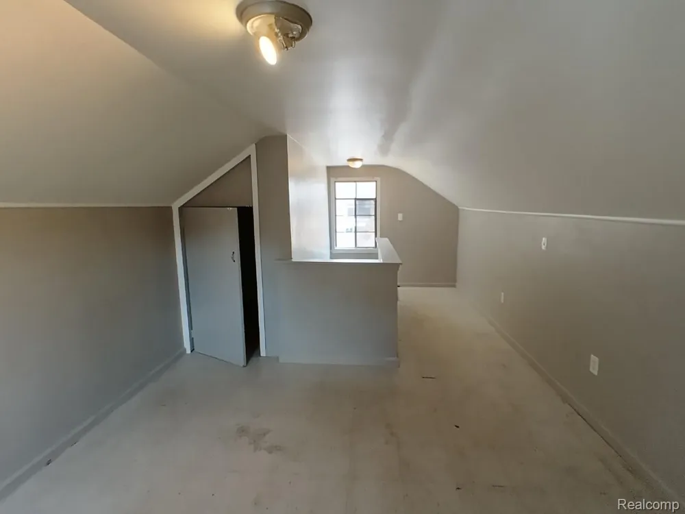 14435 Rossini Drive Detroit City, MI 48205