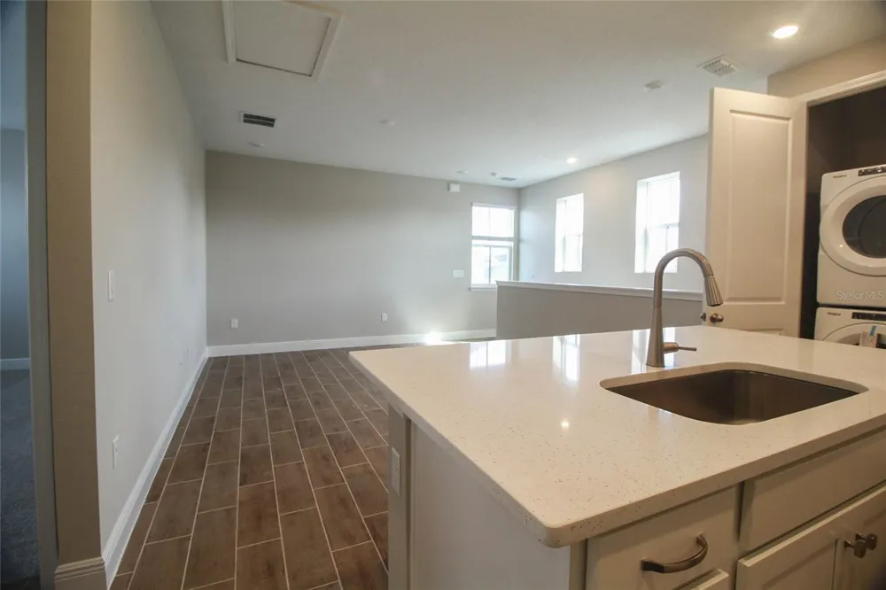 10159 HASSELMANN ALLEY Orlando, FL 32827