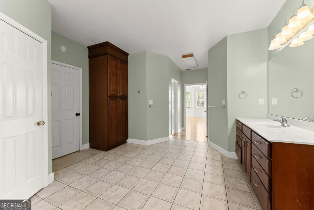8080 Milford RD Gainesville, GA 30506