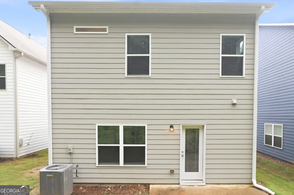 176 Bryon LN Acworth, GA 30102