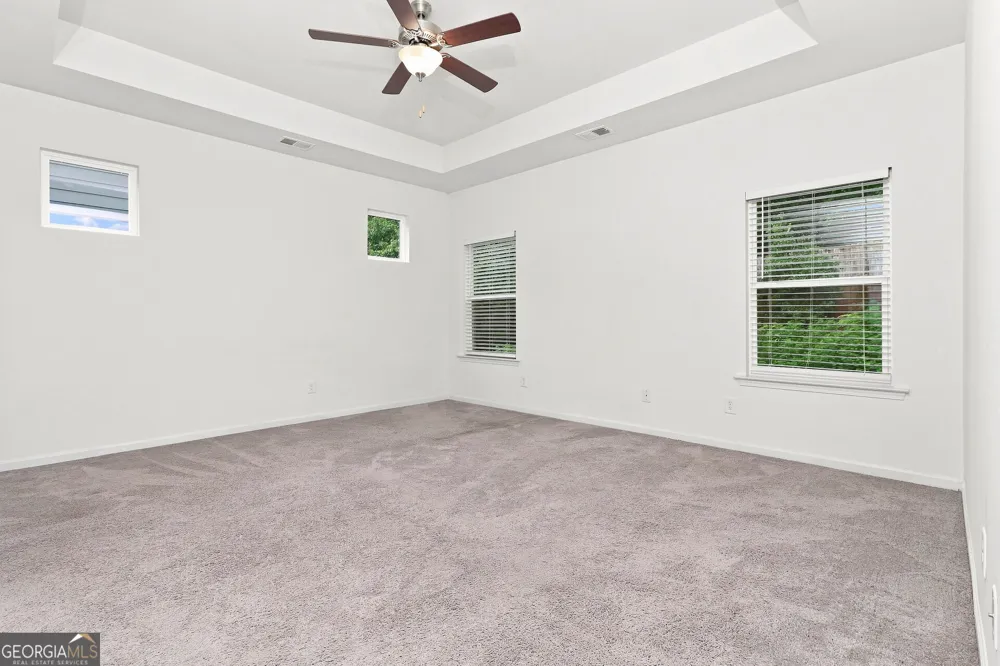 176 Bryon LN Acworth, GA 30102
