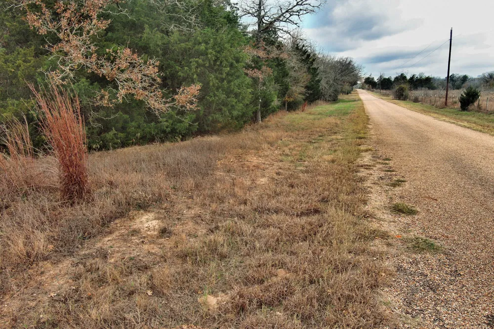 24 CR 332 ROAD Paige, TX 78659