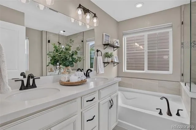 7639 S Zante Court Aurora, CO 80016