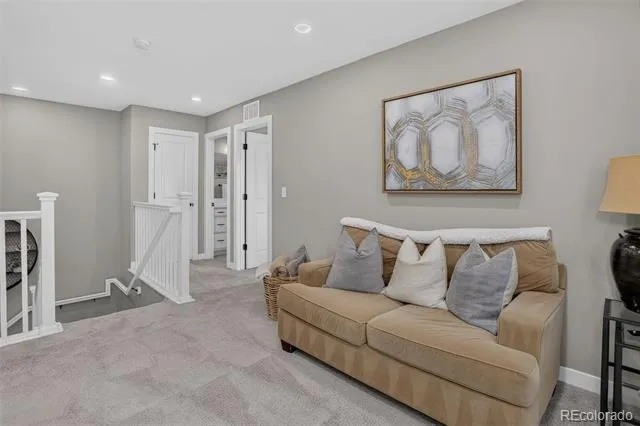 7639 S Zante Court Aurora, CO 80016