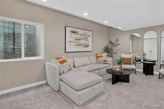 7639 S Zante Court Aurora, CO 80016