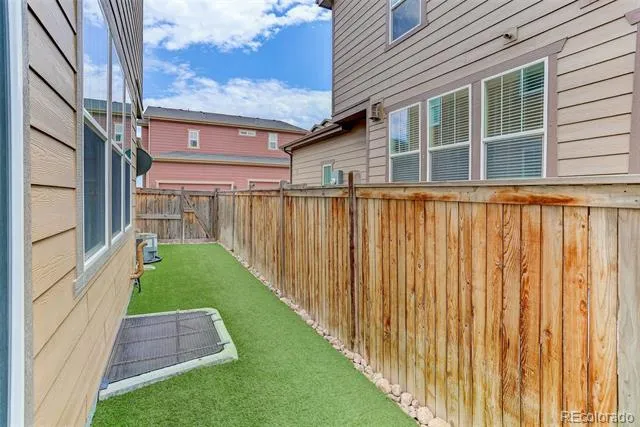 7639 S Zante Court Aurora, CO 80016