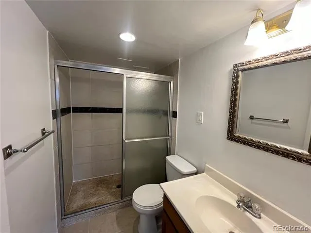 1121 Albion Street #702 Denver, CO 80220