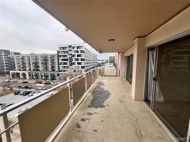 1121 Albion Street #702 Denver, CO 80220