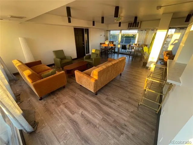 1121 Albion Street #702 Denver, CO 80220
