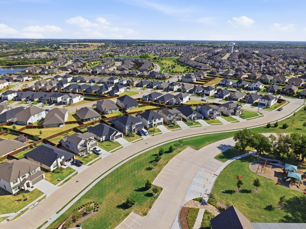 2318 Highbury Hill Forney, TX 75126