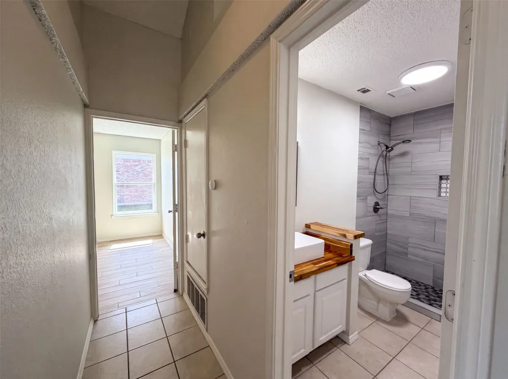 713 Lake Bluff Drive Flower Mound, TX 75028