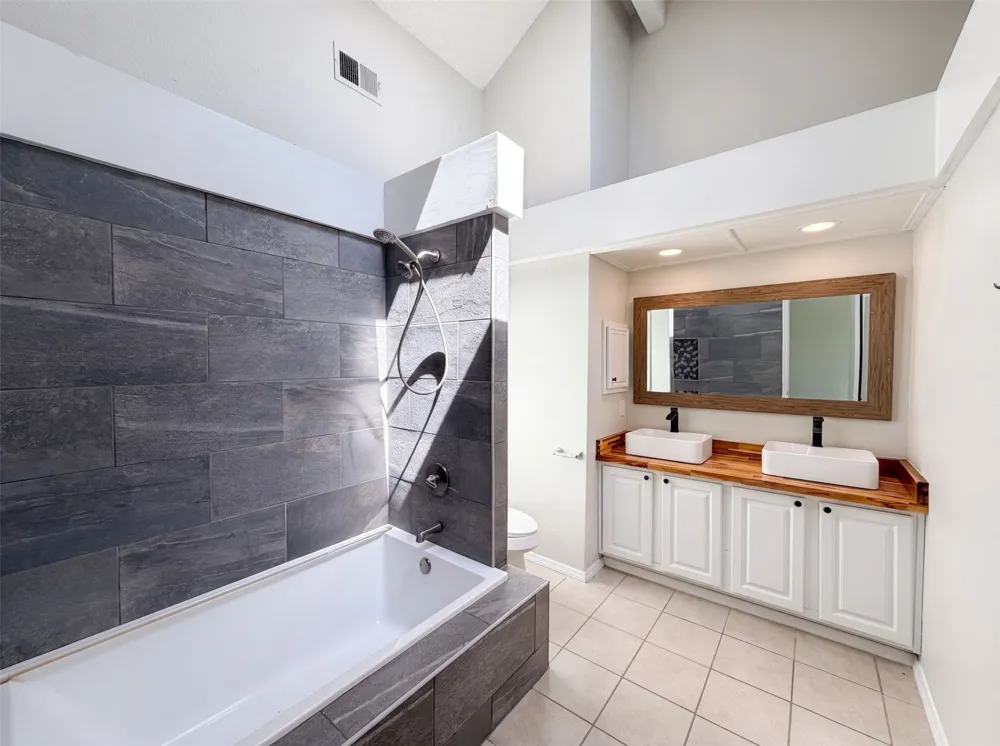 713 Lake Bluff Drive Flower Mound, TX 75028