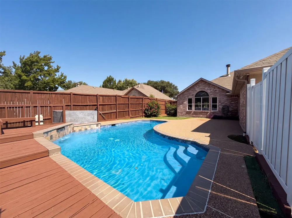 713 Lake Bluff Drive Flower Mound, TX 75028
