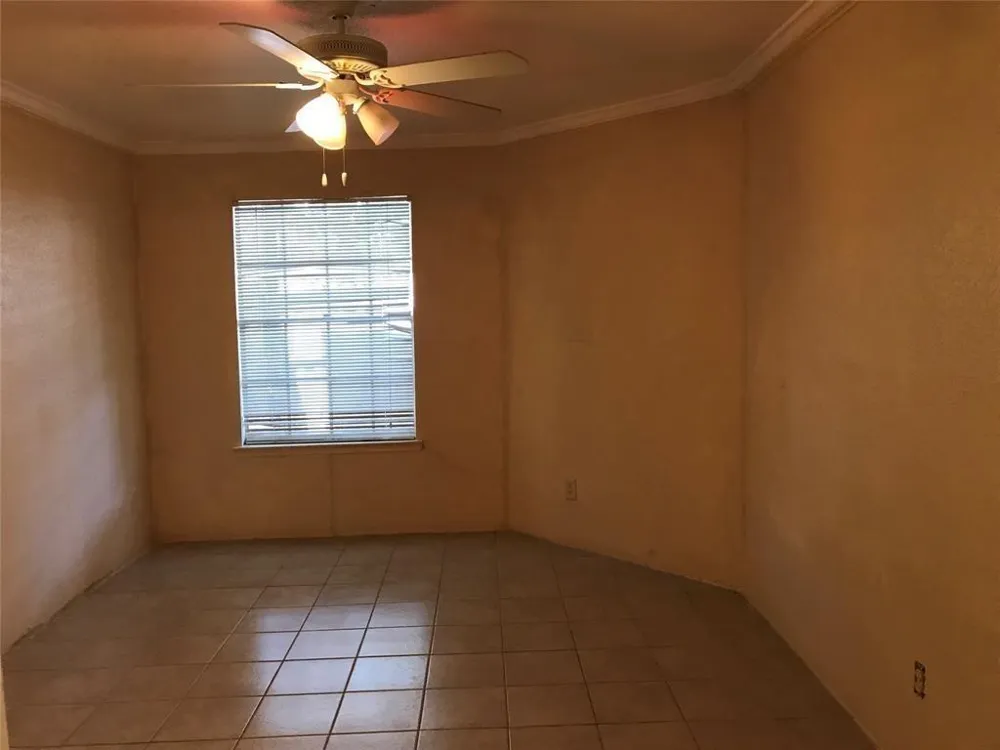 10603 S Wilcrest Drive #27 Houston, TX 77099