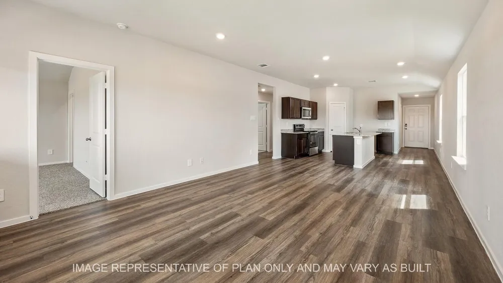 898 Lady Bird Lane College Station, TX 77845