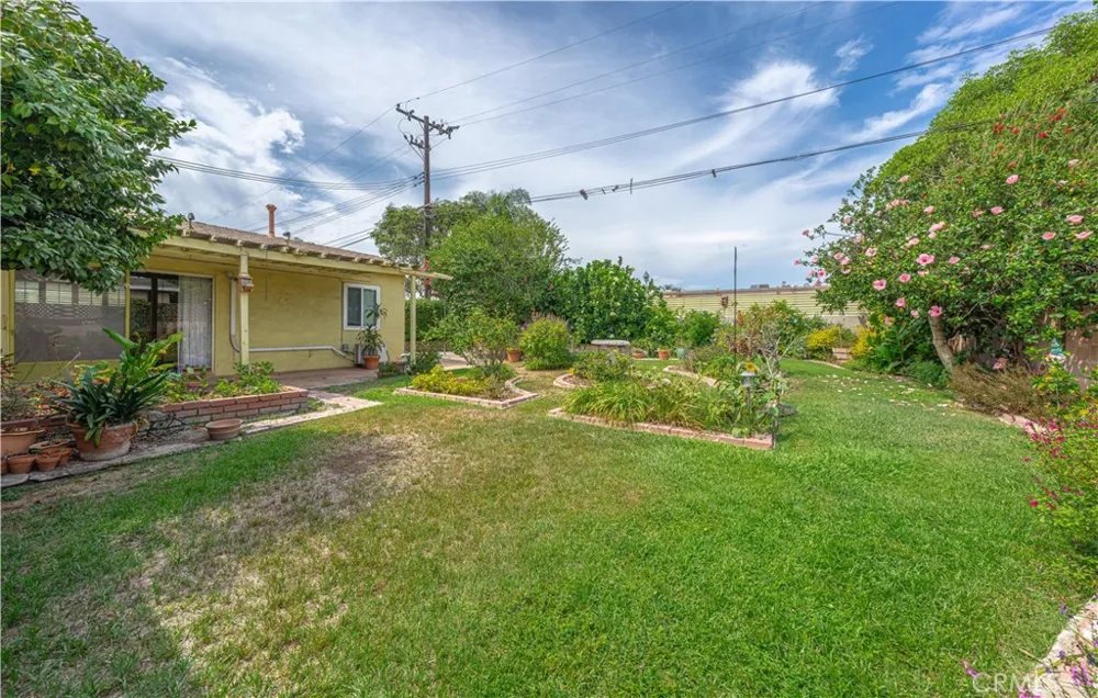 9881 Reading Avenue Garden Grove, CA 92844