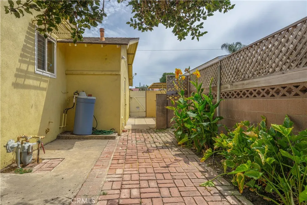 9881 Reading Avenue Garden Grove, CA 92844