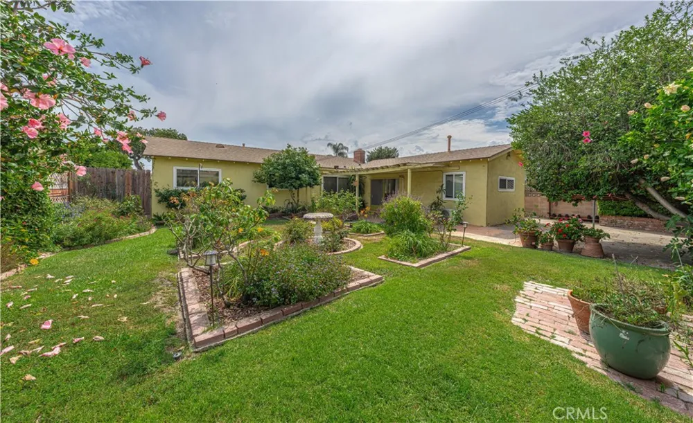 9881 Reading Avenue Garden Grove, CA 92844