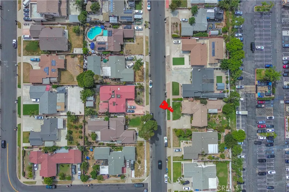 9881 Reading Avenue Garden Grove, CA 92844