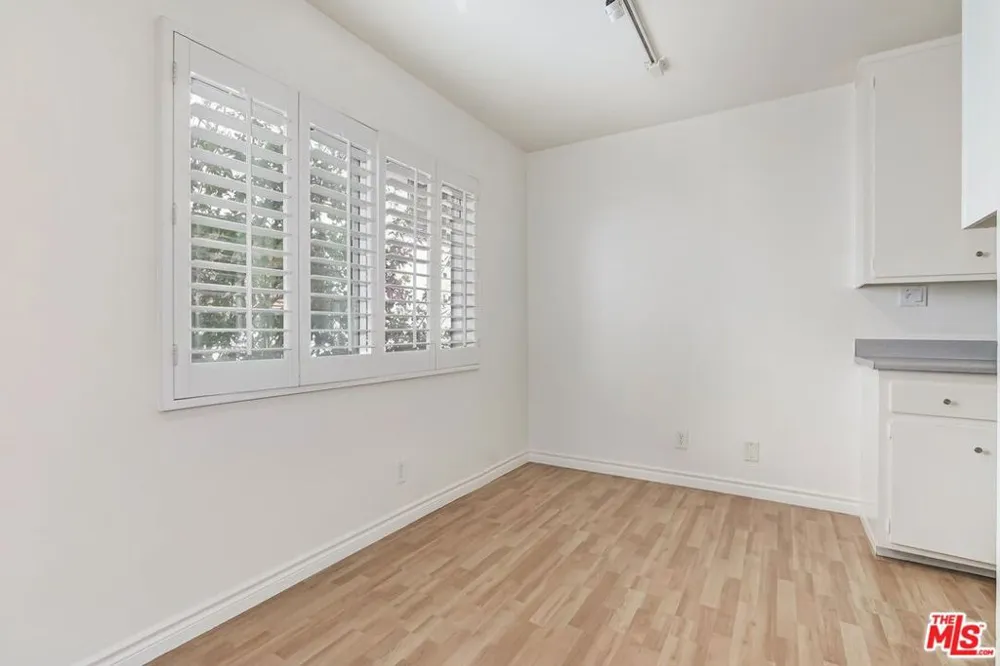 710 Pier Avenue #1 Santa Monica, CA 90405
