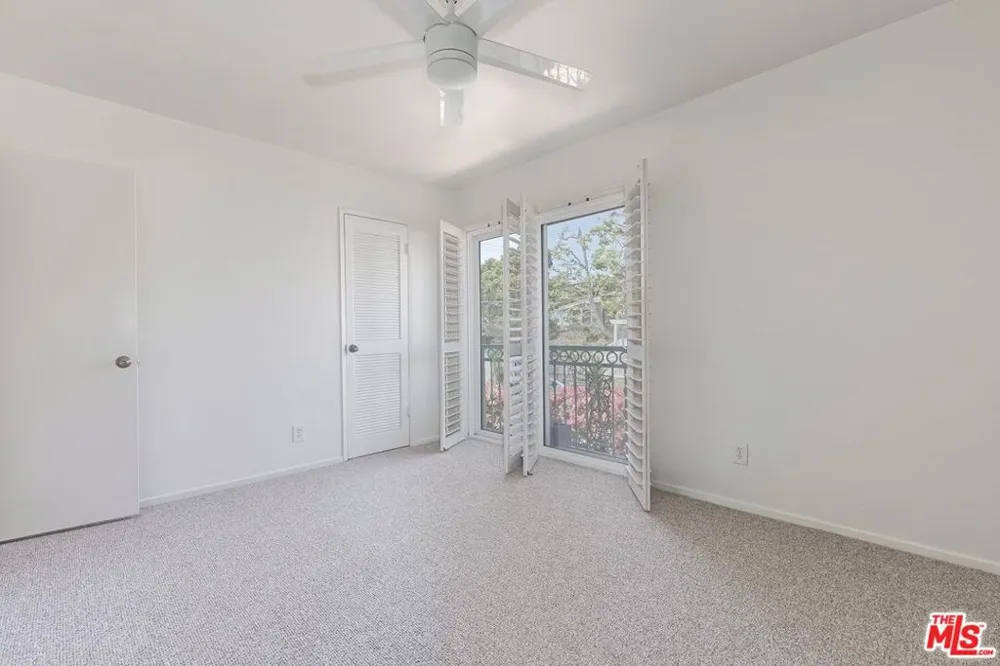 710 Pier Avenue #1 Santa Monica, CA 90405