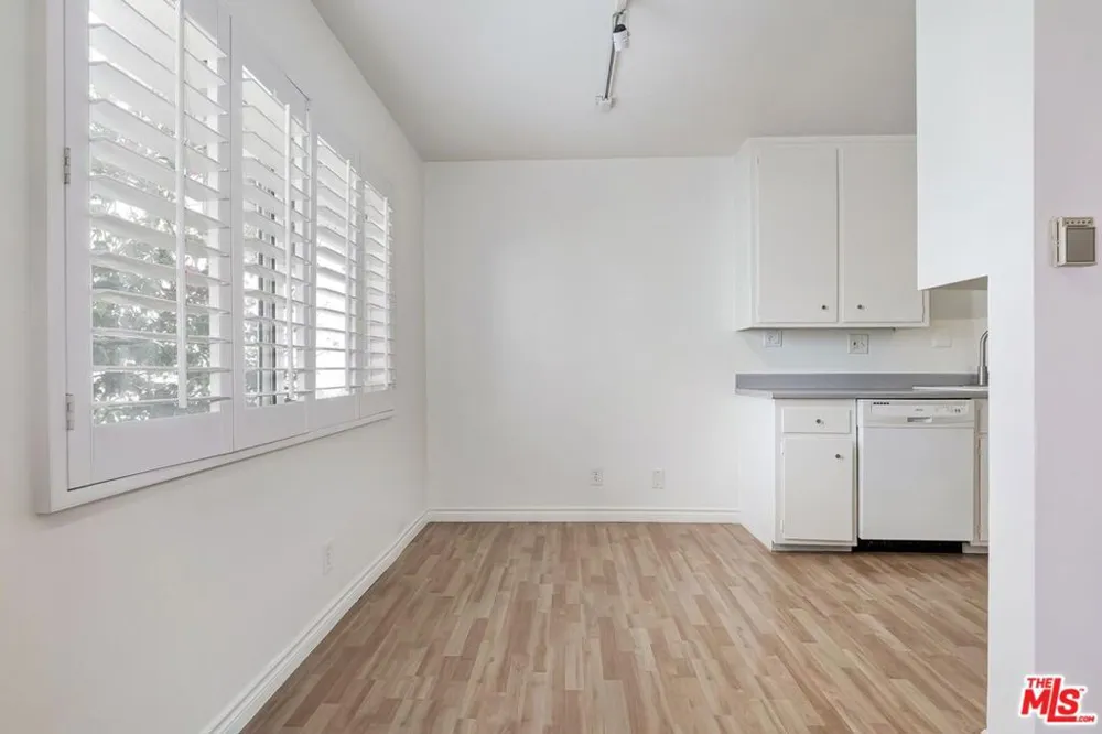 710 Pier Avenue #1 Santa Monica, CA 90405